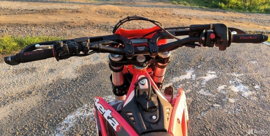 Hand Guard for Enduro Bike Husqvarna TE/FE 150-500cm | 2014-2024| handlebar 28mm