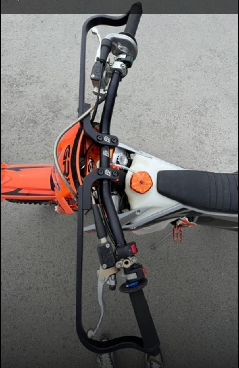 Hand Guard for Enduro Bike Husqvarna TE/FE 150-500cm | 2014-2024| handlebar 28mm
