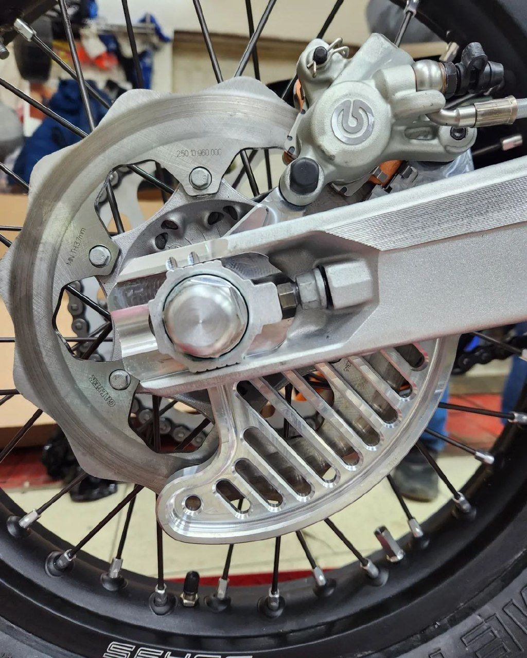 Rear Brake Disc Protection KTM | HUSQ | GAS GAS