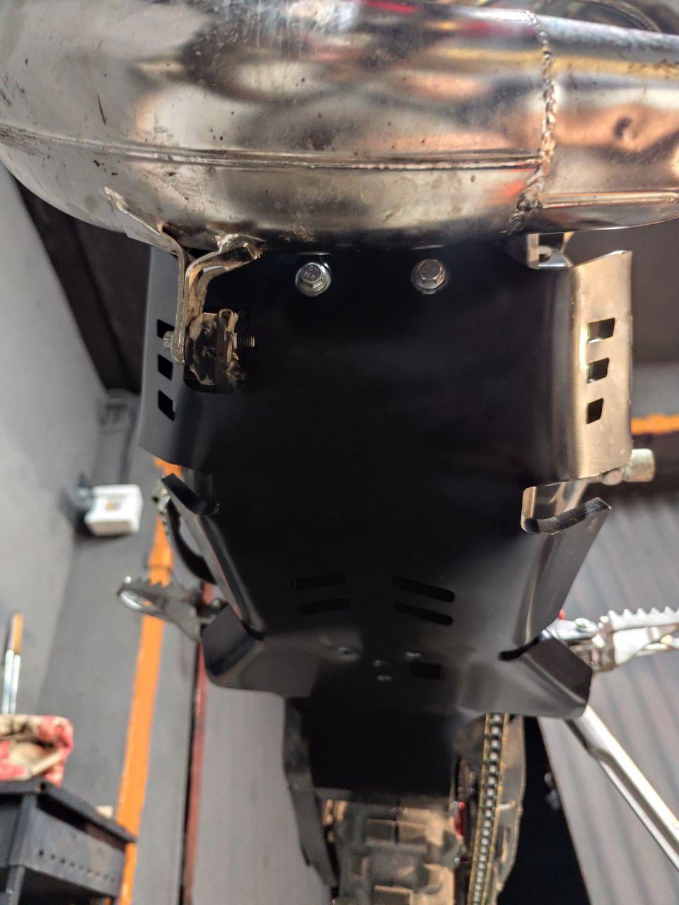 Skid Plate Rieju MR 300 2026