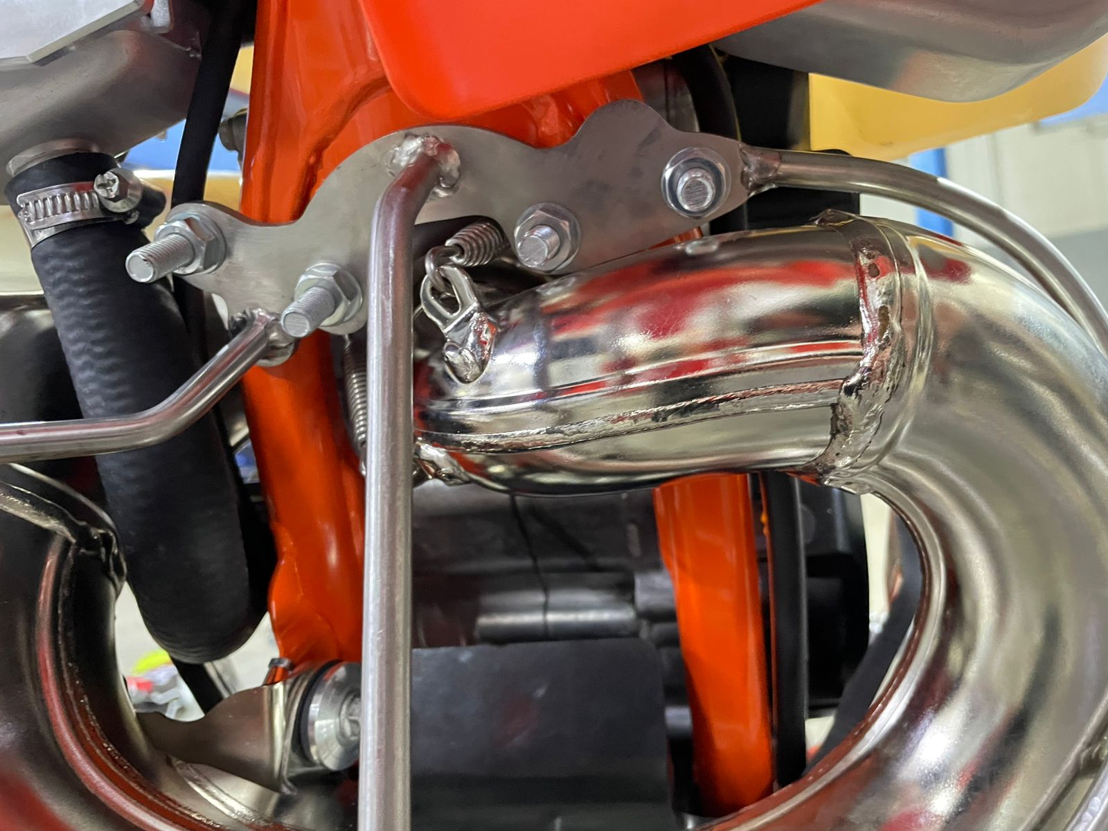 Exhaust Pipe Guard KTM | Husqvarna | Gas Gas 2024-2025 TBi