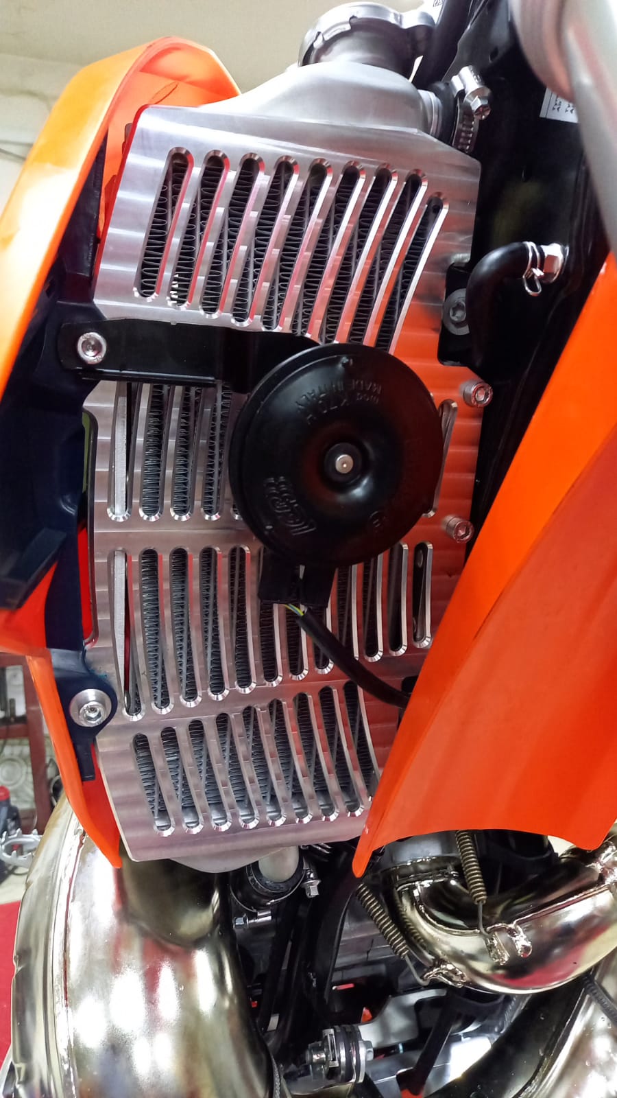 Fully milled radiator guard KTM | Husq | Gas Gas | 2017-2024 | TPI | TBI