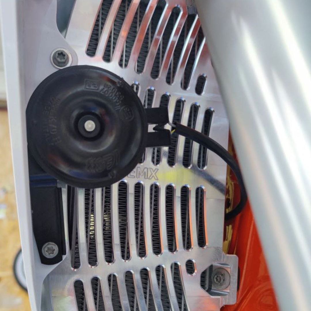 Fully milled radiator guard KTM | Husq | Gas Gas | 2017-2024 | TPI | TBI