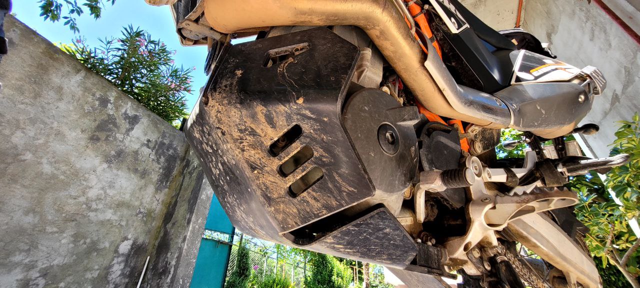 KTM 690 skid plate