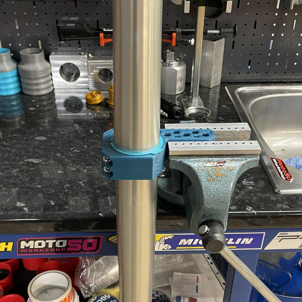 Tornillo de banco universal para horquilla delantera de motocicleta