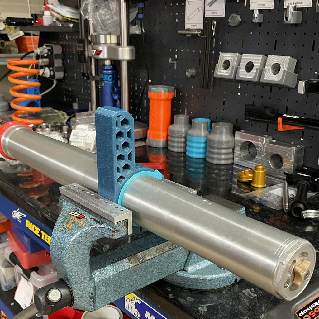 Tornillo de banco universal para horquilla delantera de motocicleta