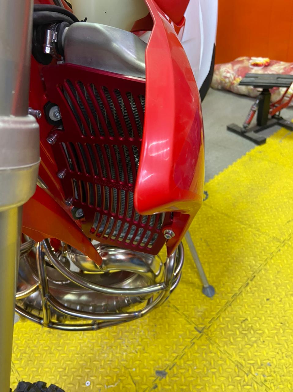 Radiator Protection KTM | Husq | Gas Gas | 2017-2023 |