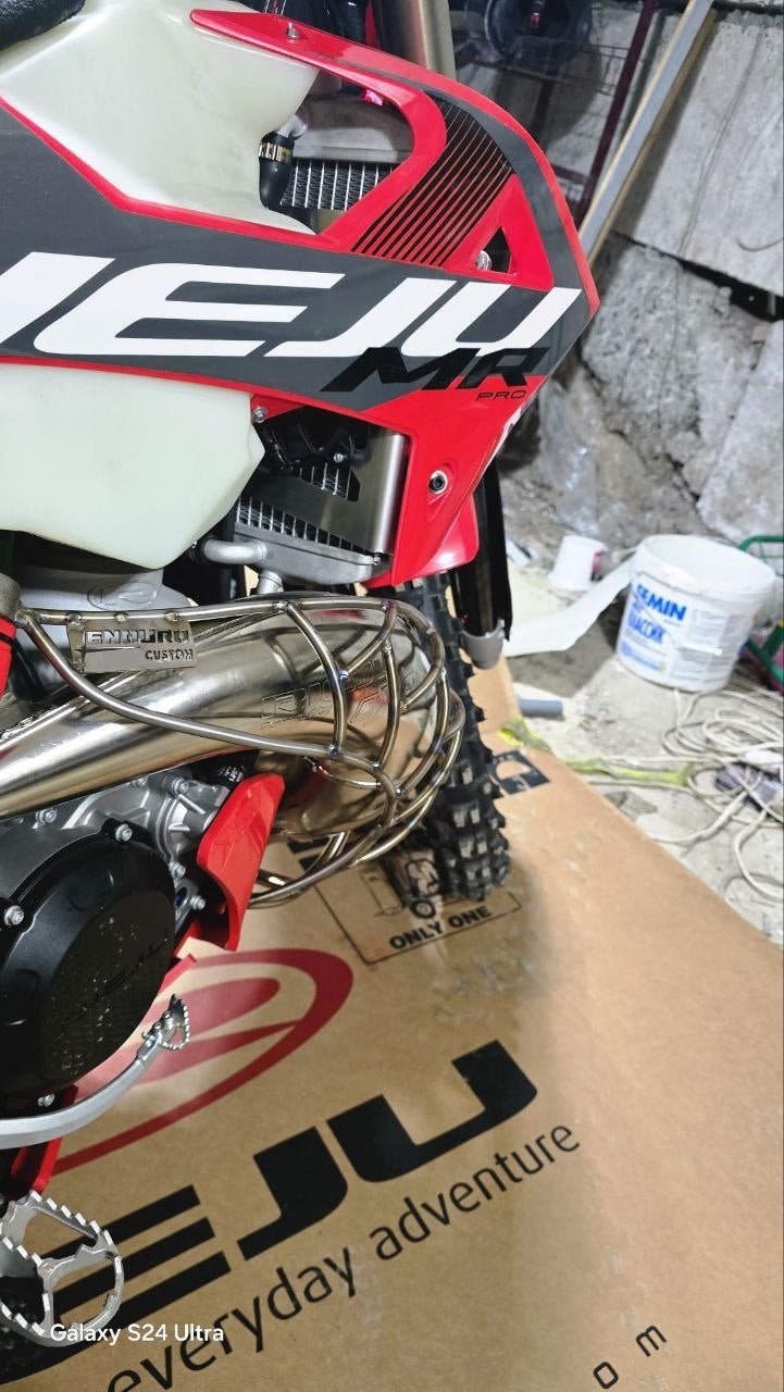 Exhaust Pipe Guard Rieju MR 300i 2026