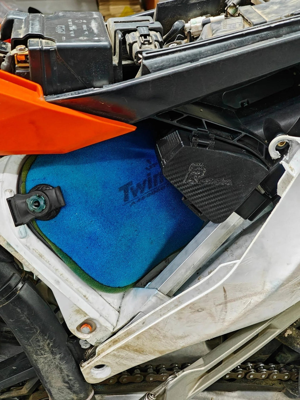 Tool Storage Box For KTM | HUSQVARNA 250-300 TBi | 2024-2025 MY